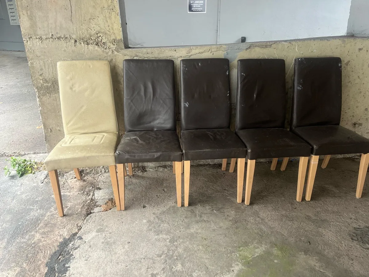 Free chairs - Image 1