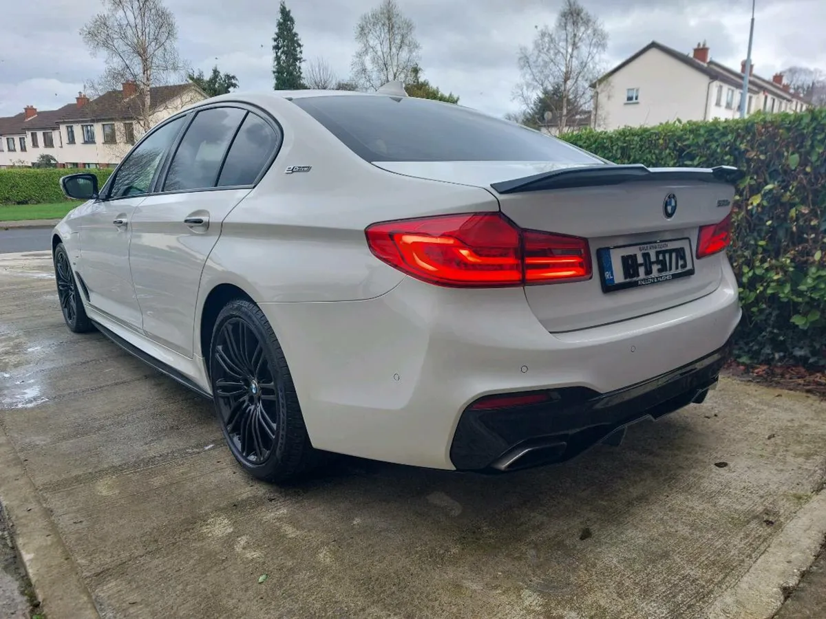 Bmw G30 530e - Image 4