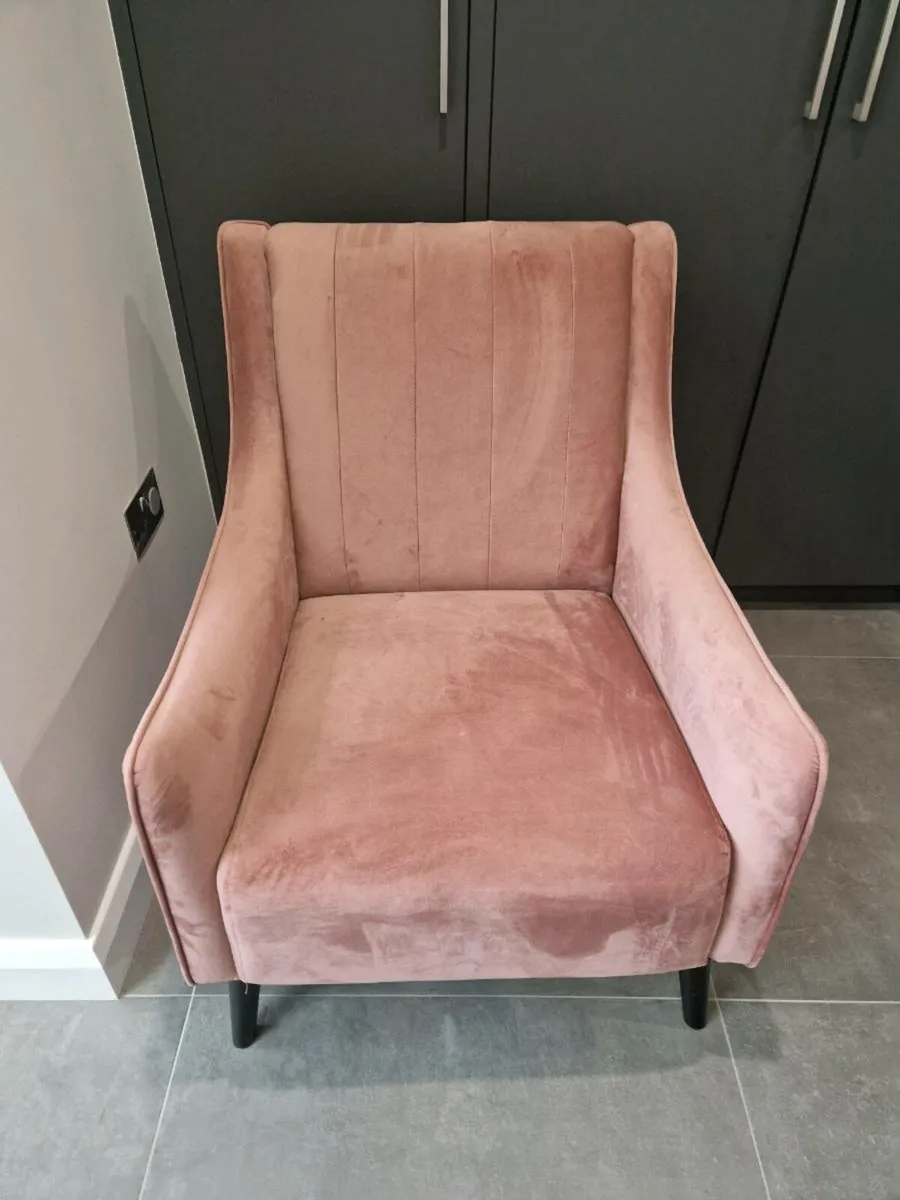 Sitting room chair - Image 4
