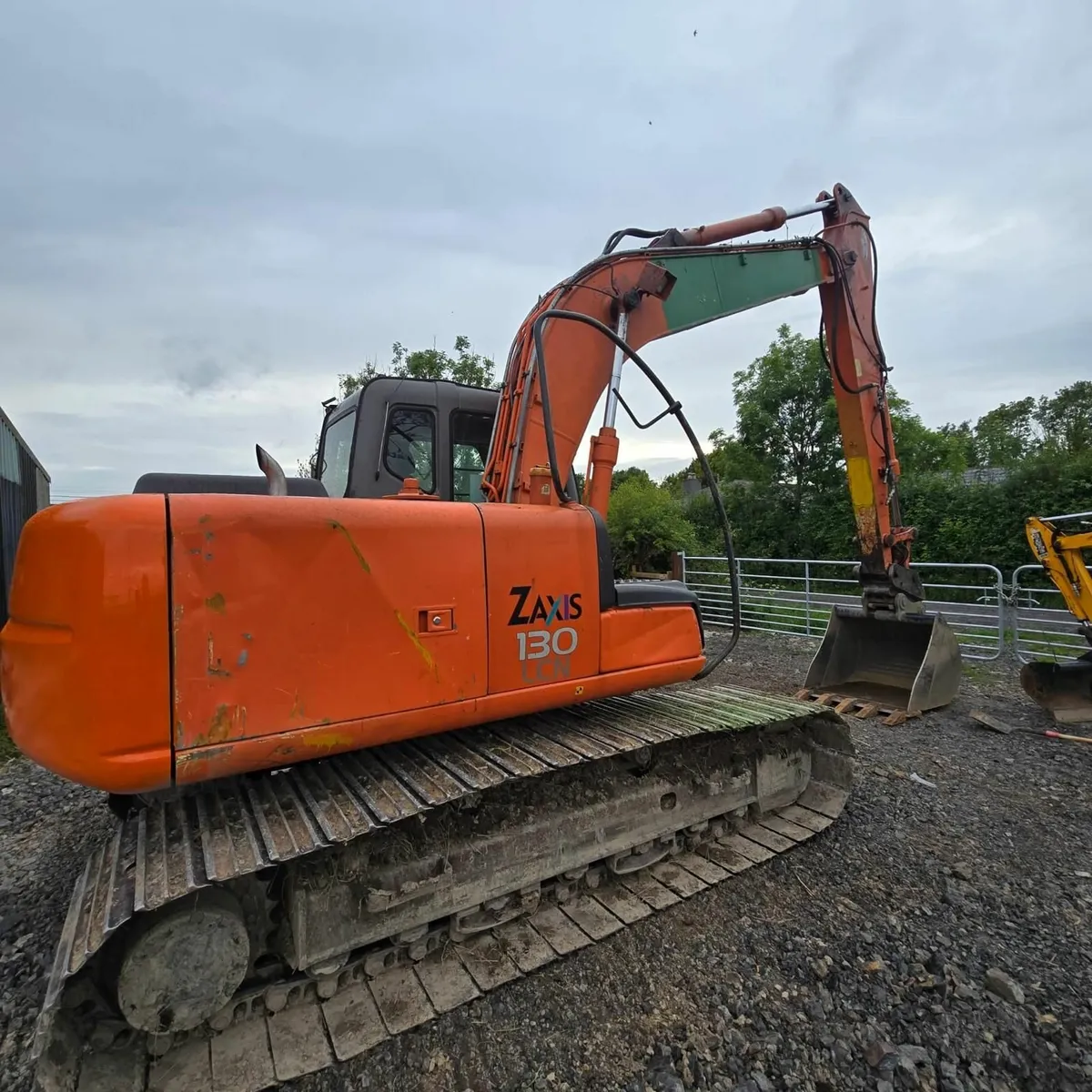 Hitachi 130-1 - Image 3
