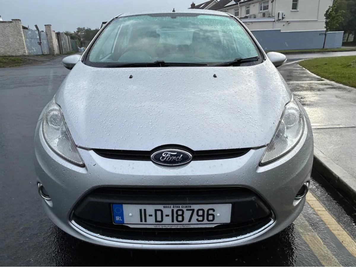 Ford Fiesta Titanium 1.25 60ps 5DR - Image 2