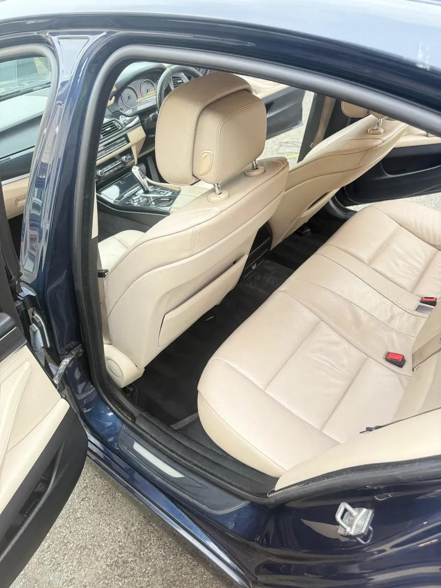 BMW 5-Series 2012 - Image 3