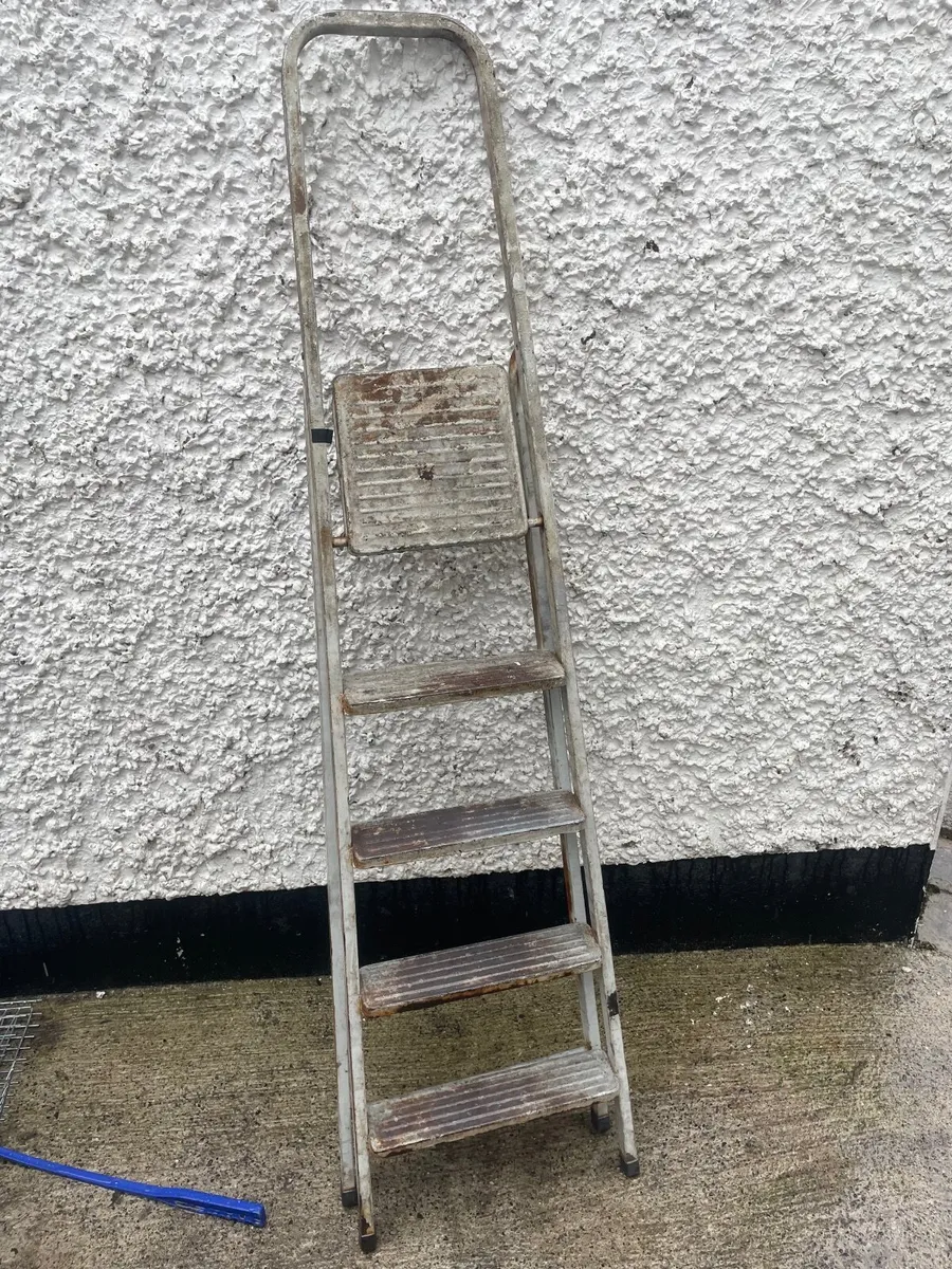 Ladder - Image 1