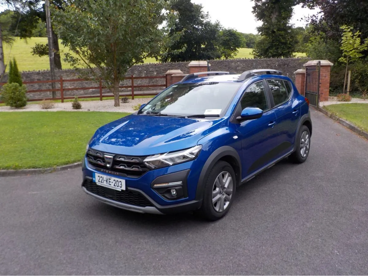 Dacia Sandero Stepway Comfort TCE 10 100 Petrrol/ - Image 4