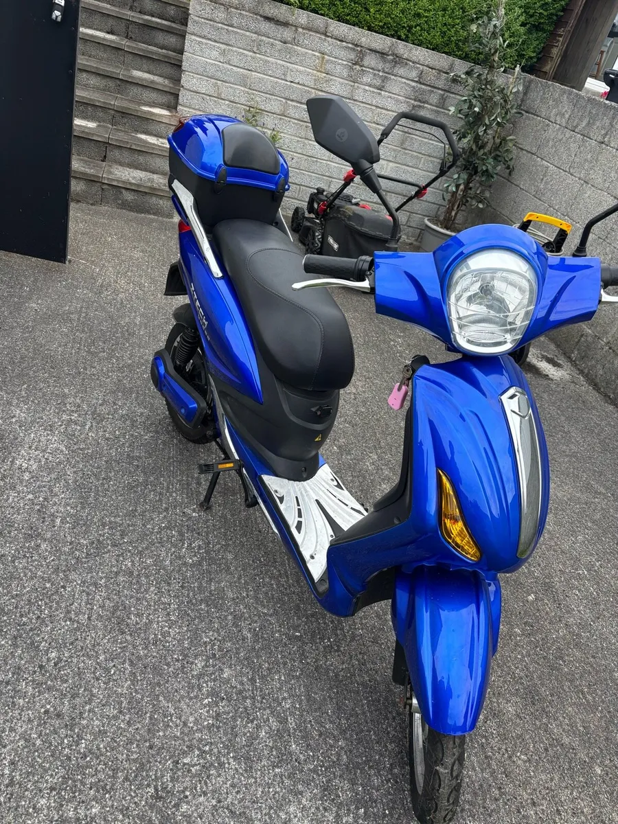 Electric scooter (bike ) - Image 2