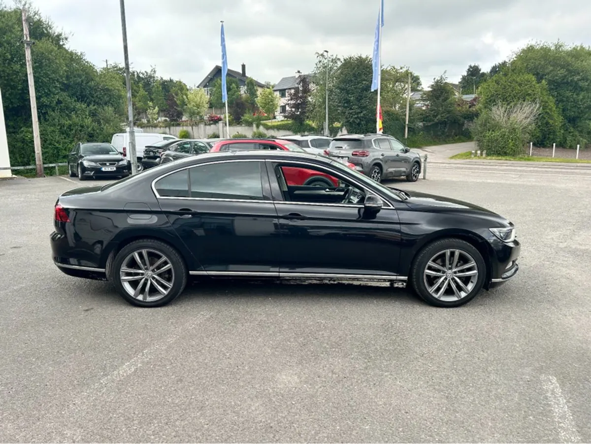 Volkswagen Passat 2.0 TDI GT Bluemotion 150PS 4DR - Image 2