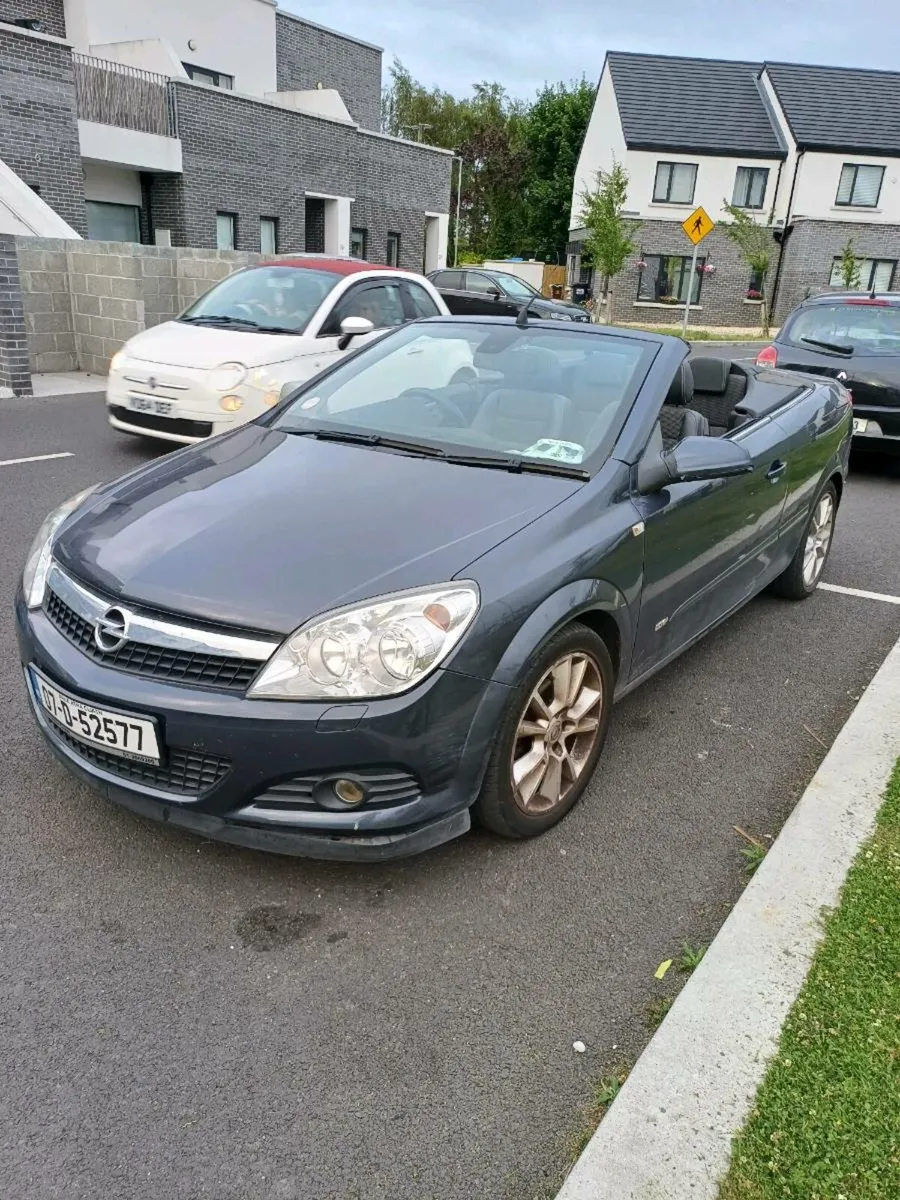 OPEL ASTRA CONVERTIBLE 2007 LOW KM - Image 1