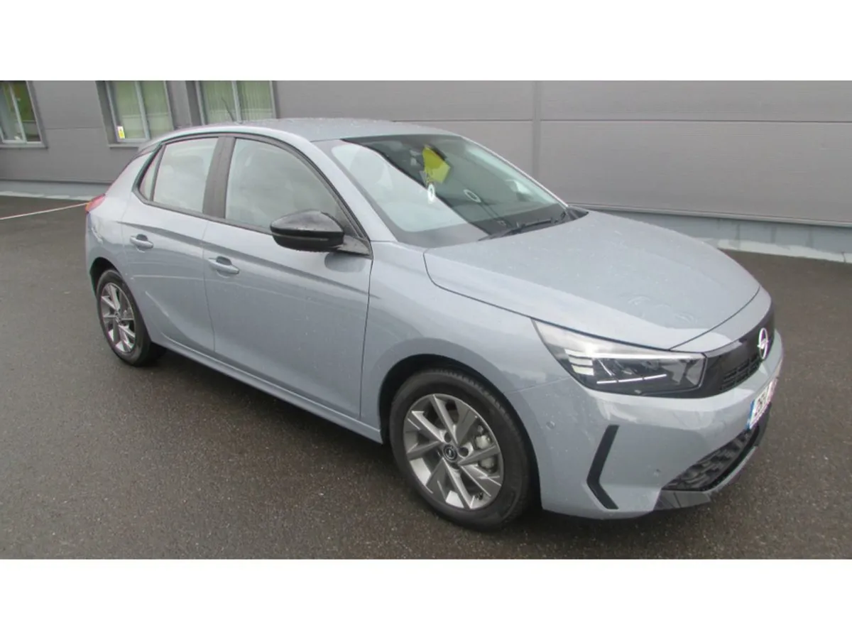 Opel Corsa Elegnce 1.2 Petrol - Image 3
