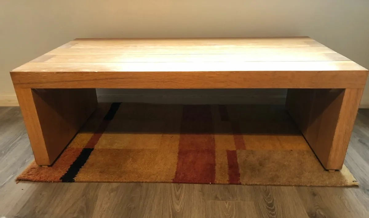 Oak coffee table - Image 1