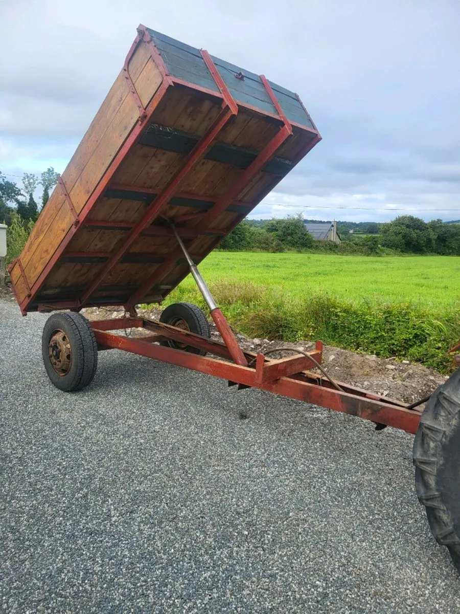 Tipping trailer - Image 1