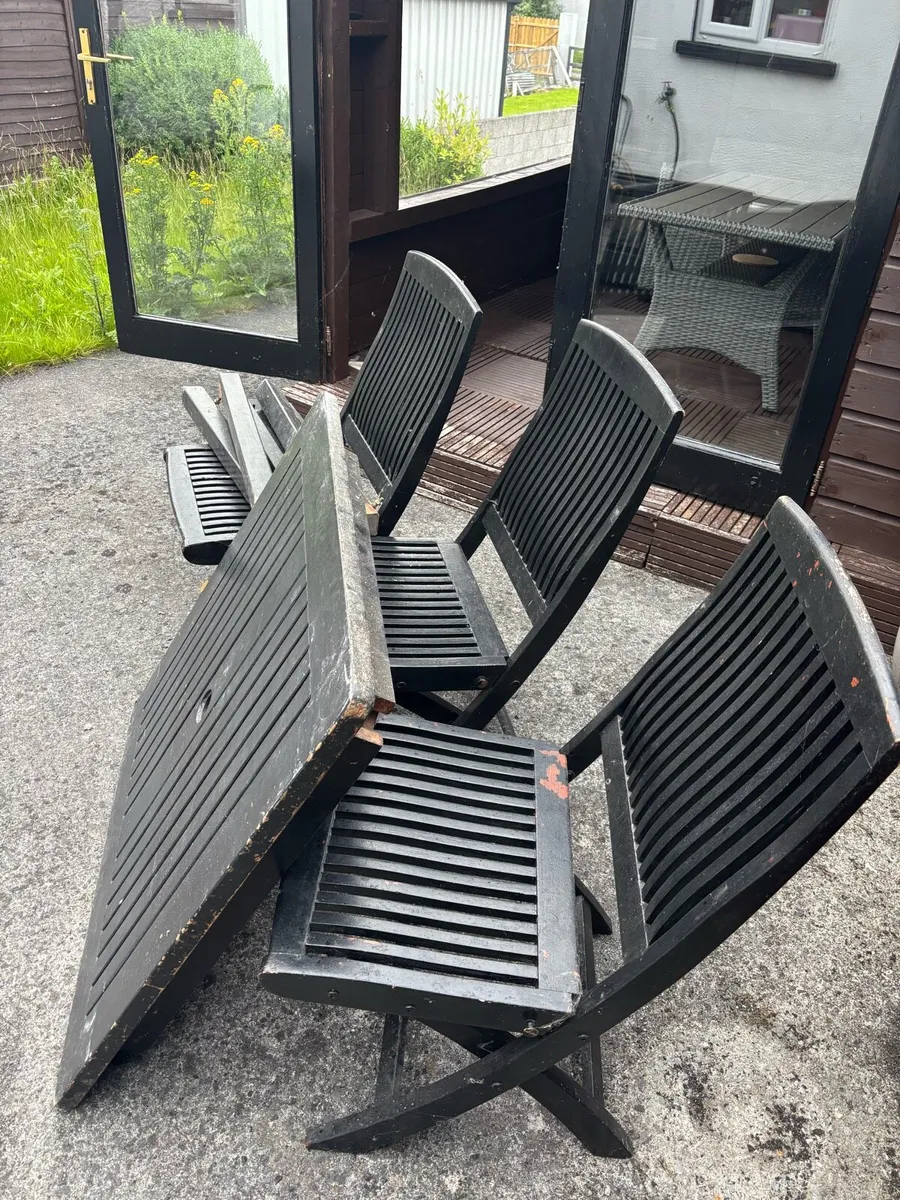 Garden table - Image 2