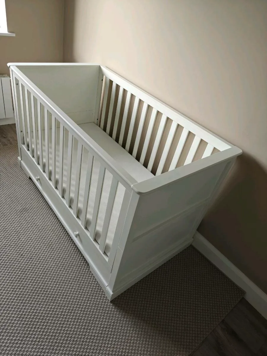 Cot Bed & Drawers - Image 2