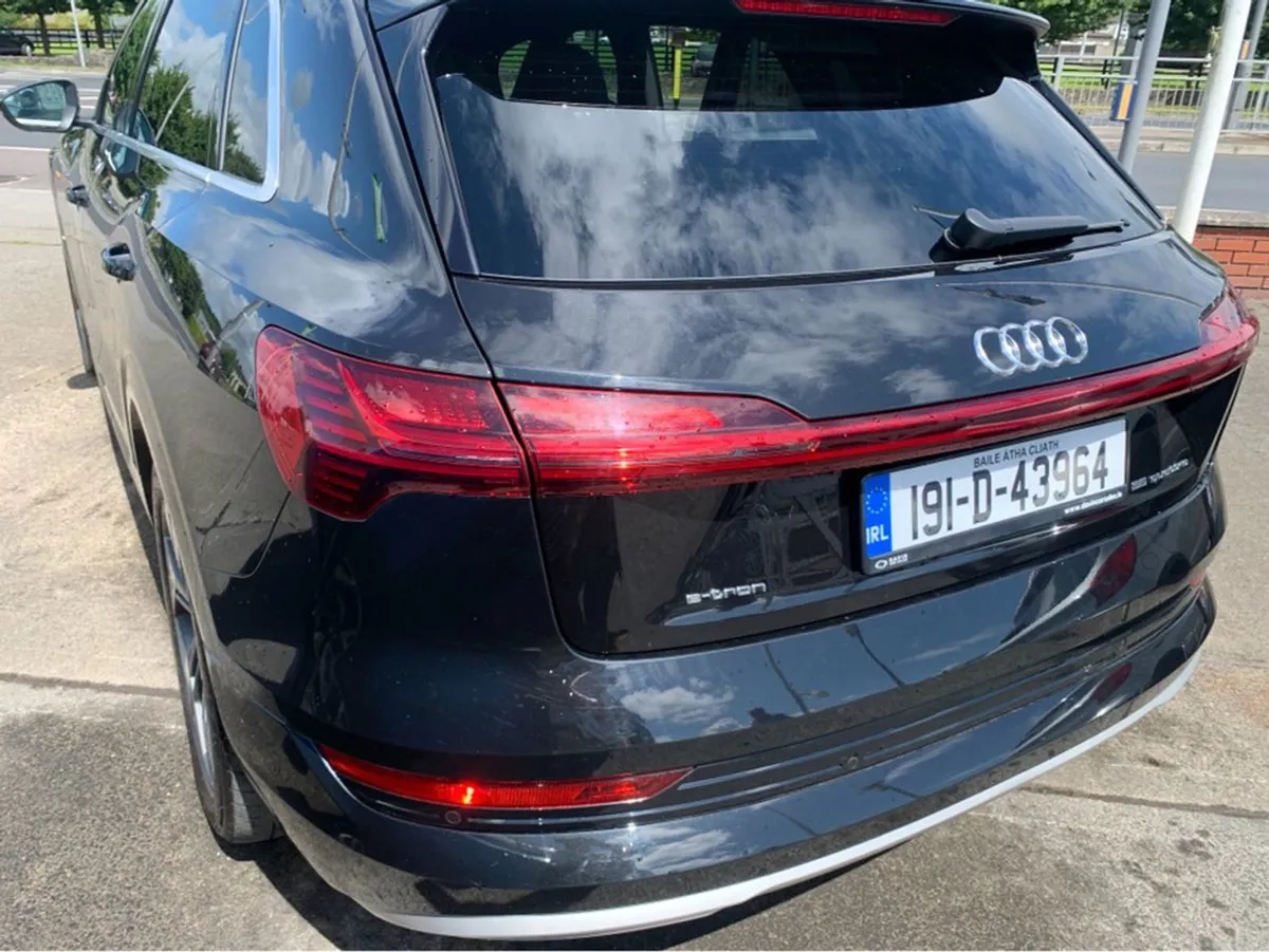 Audi E-Tron 55 265KW Quattro Launch - Image 4