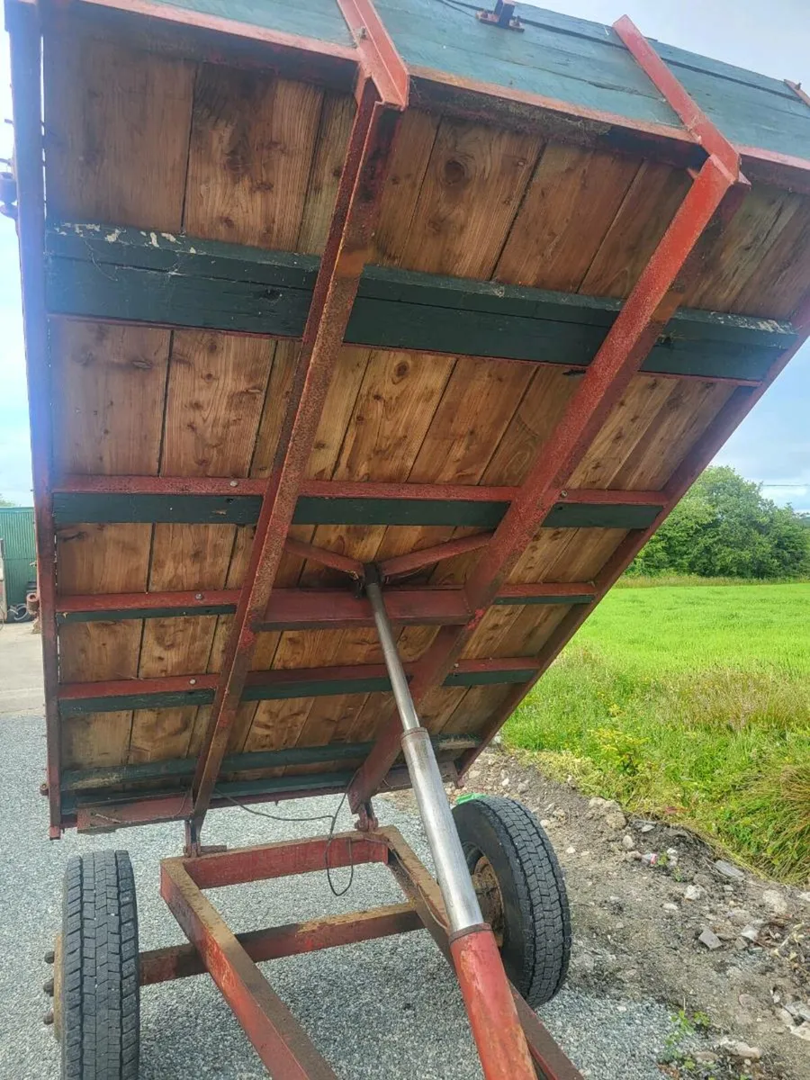 Tipping trailer - Image 2