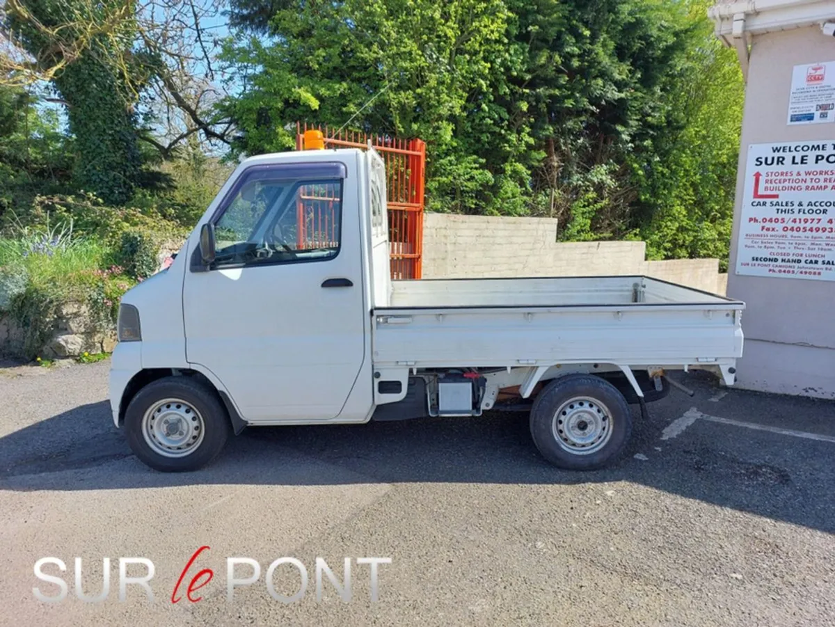 Mitsubishi Clipper Mitsubishi L100 Minicab Truck - Image 4