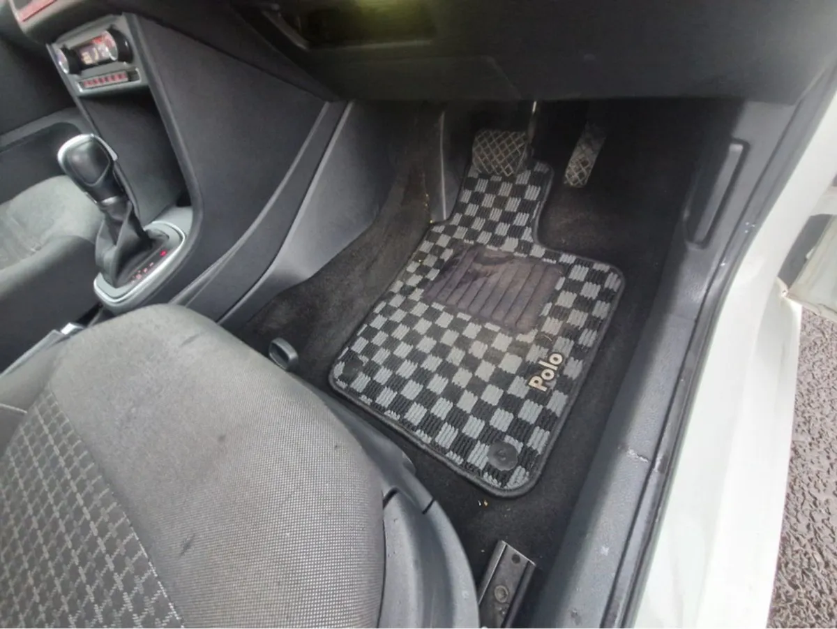 Volkswagen Polo Automatic - Image 4