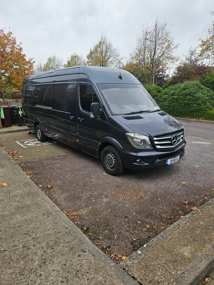 Mercedes-Benz 319 2015 - Image 1