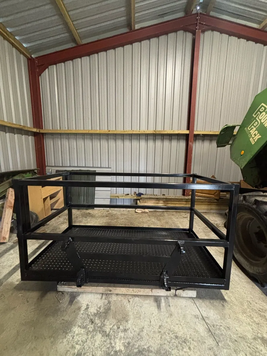 Safety cage - Image 1