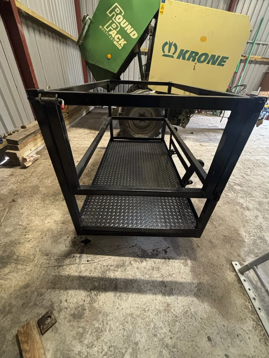 Safety cage - Image 2