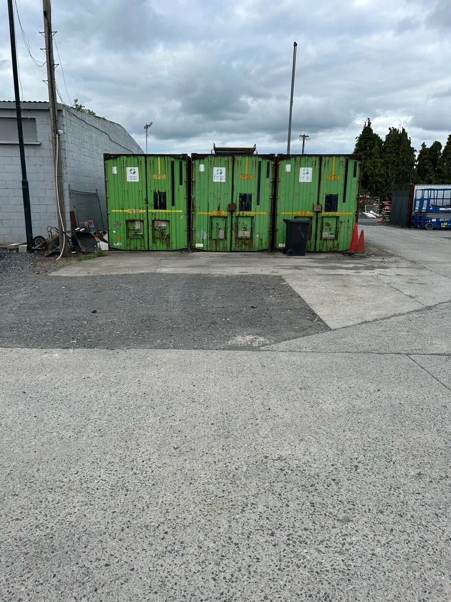 Containers - Image 2