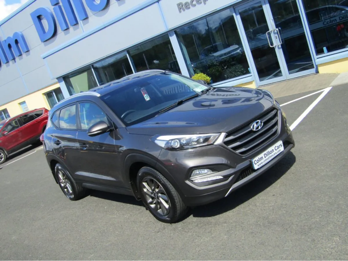 Hyundai Tucson Executive 5DR - Image 2