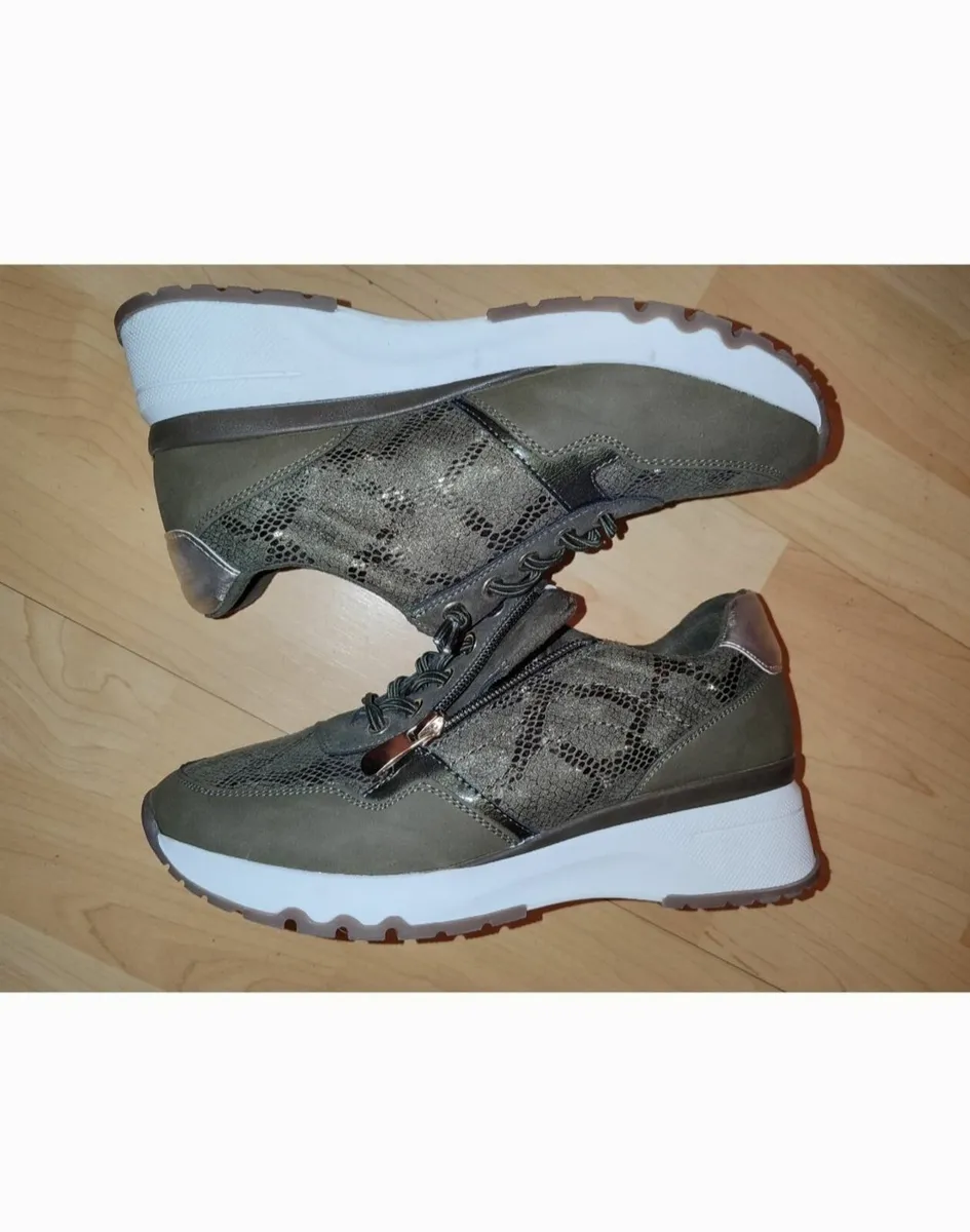 Shoes