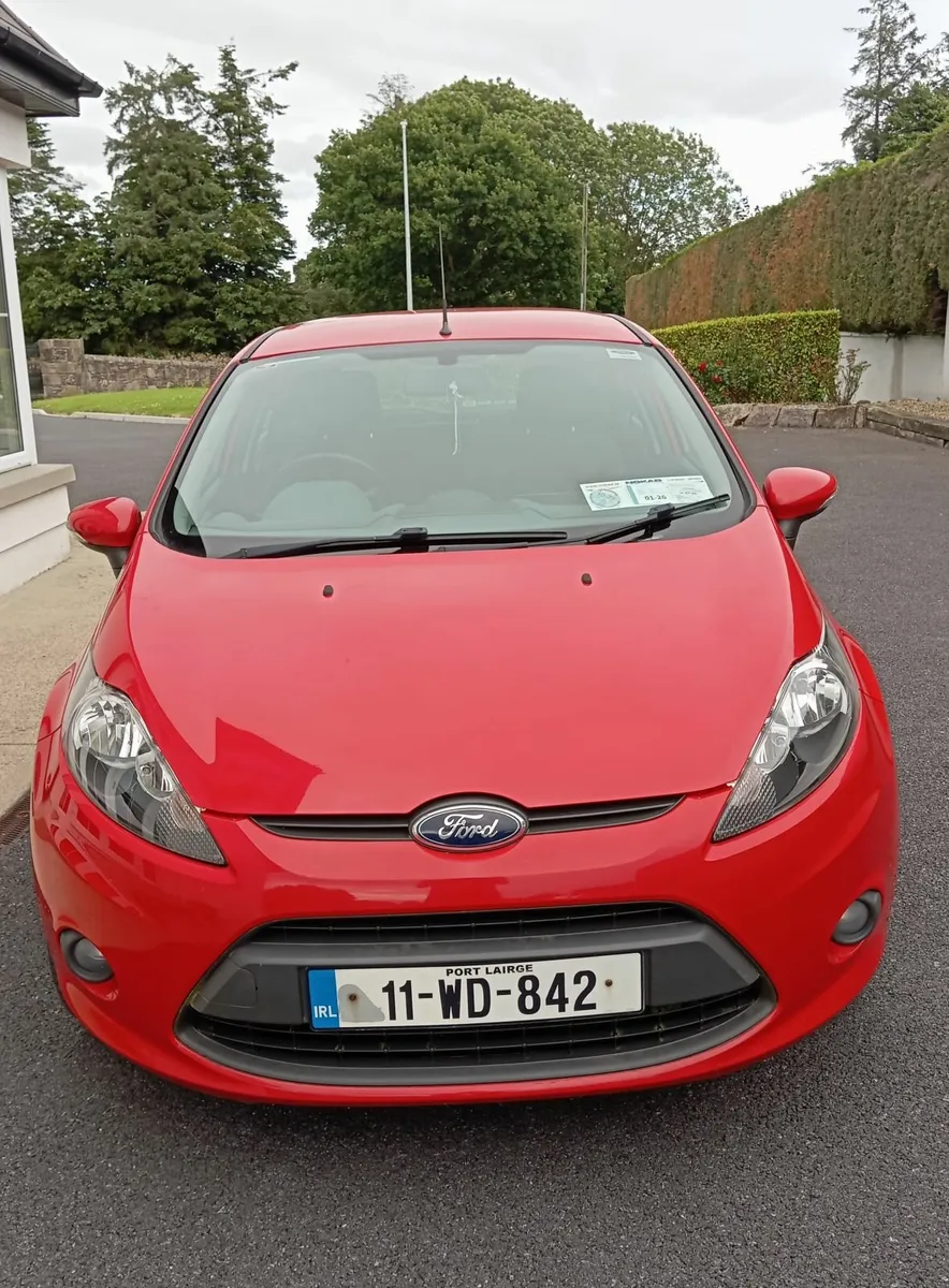 Ford Fiesta 2011 - Image 2