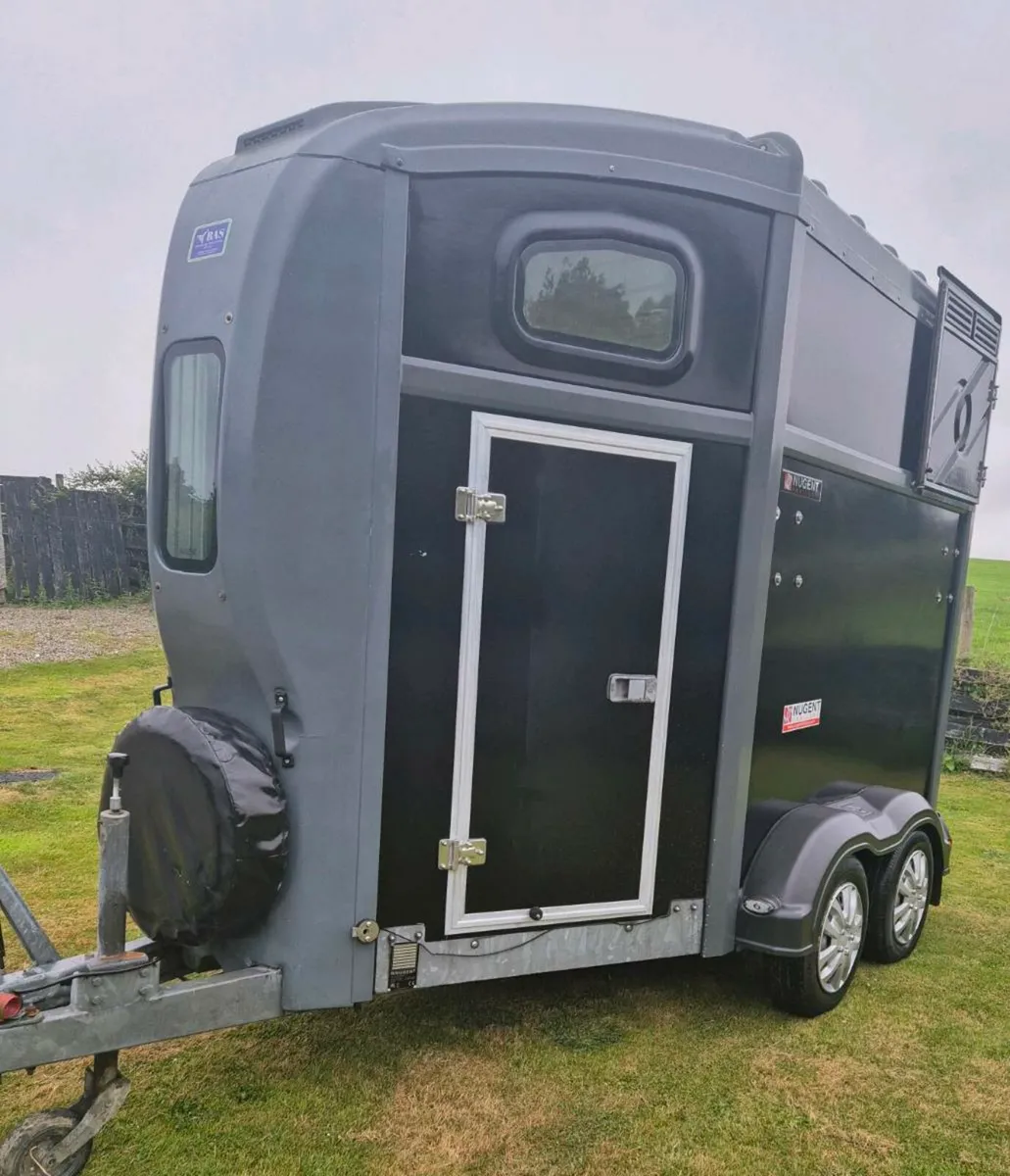 Nugent spirit 20 horsebox - Image 3
