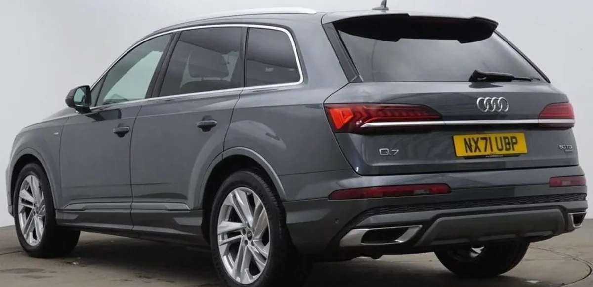 Audi Q7 3.0 TDI V6 50 S Line SUV 5dr Diesel Tiptr - Image 2
