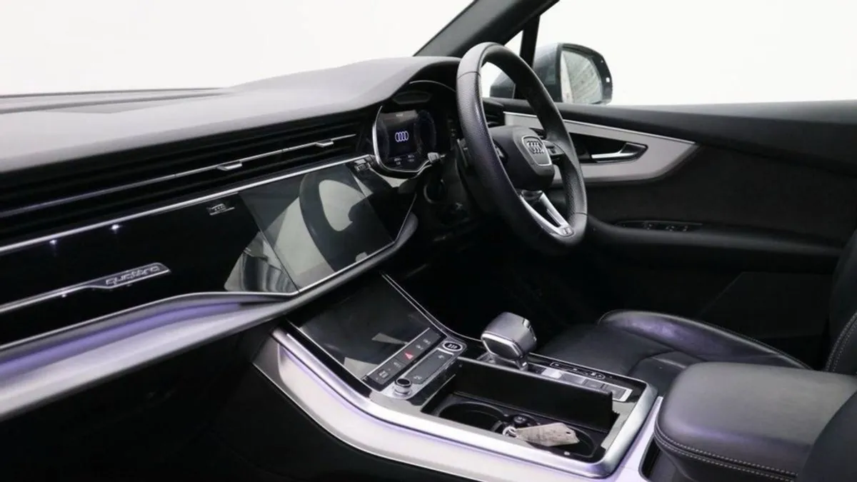 Audi Q7 3.0 TDI V6 50 S Line SUV 5dr Diesel Tiptr - Image 4