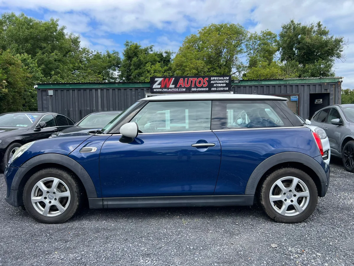 16 Mini Cooper 1.5 - Image 4