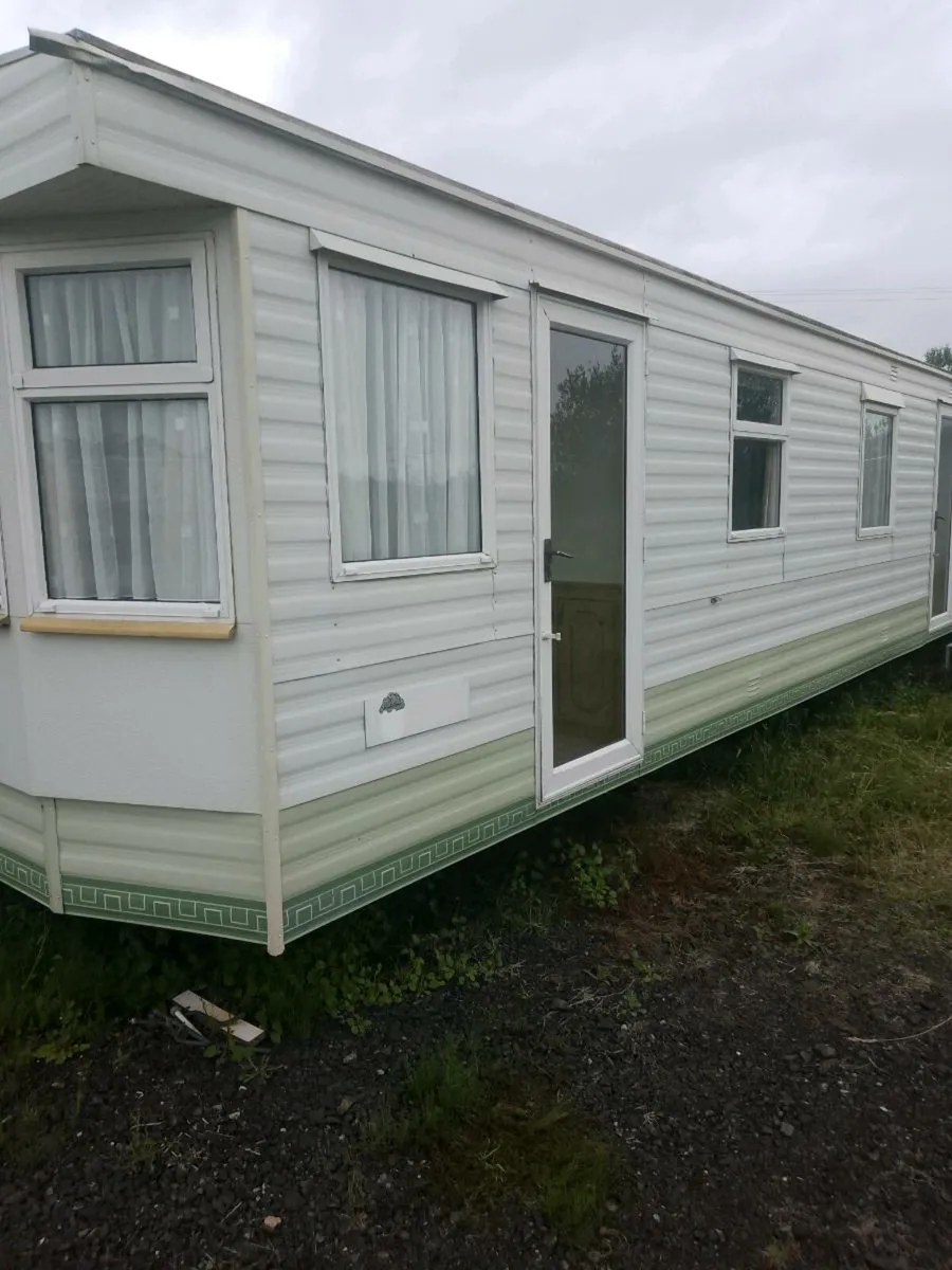 Mobile home - Image 1