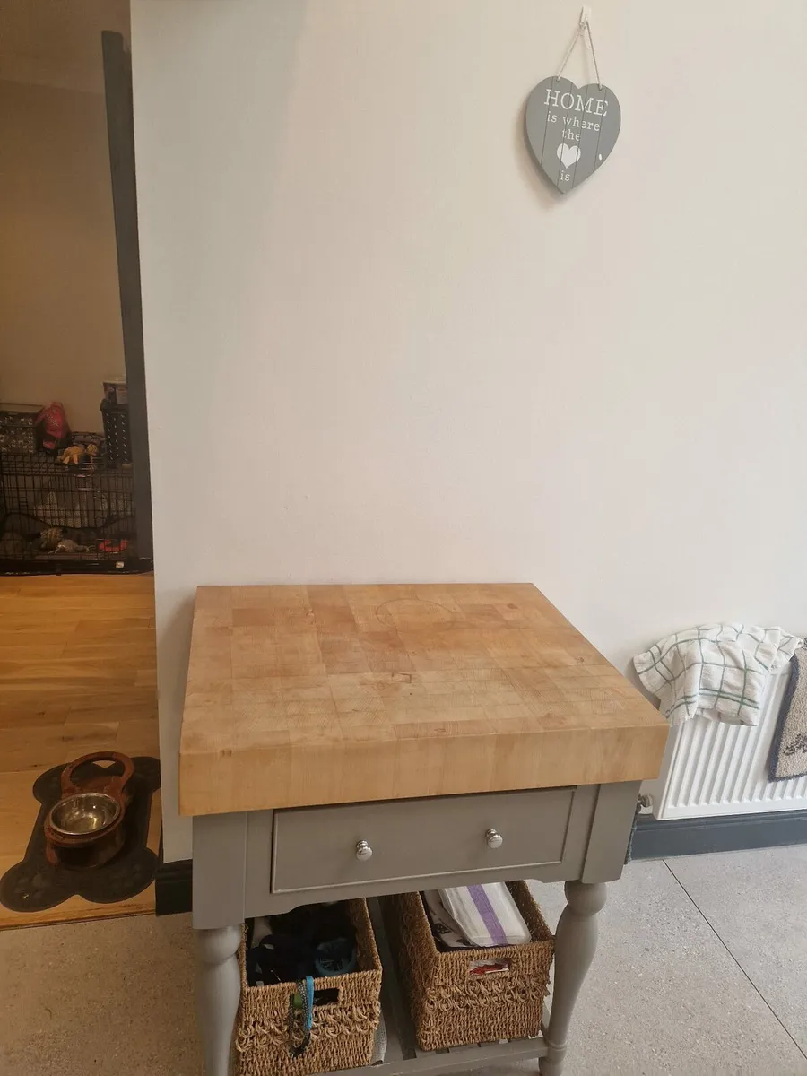 Willis & Gambier butchers block