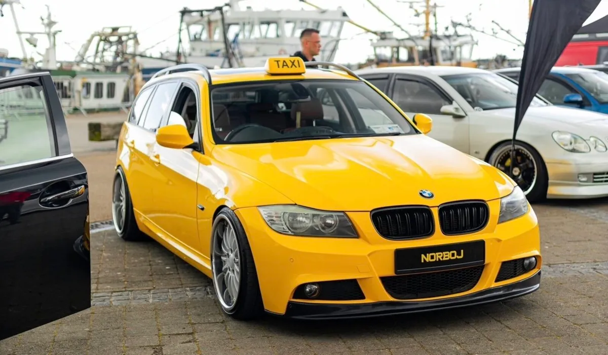 BMw E91 320d Low Milage Irish Car - Image 2