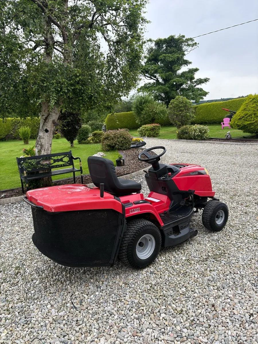 Mountfield Ride On Lawnmower - Image 3