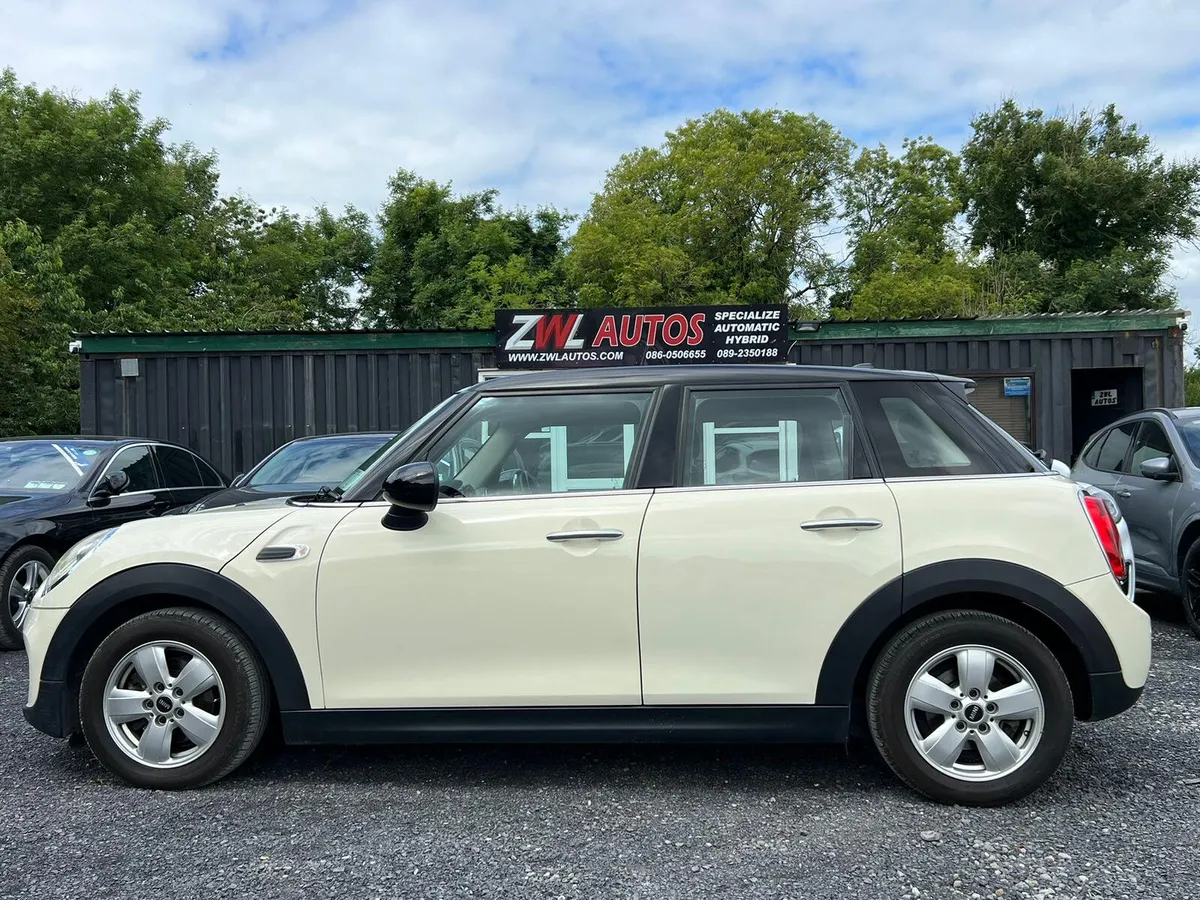 16 Mini Cooper Autos - Image 4