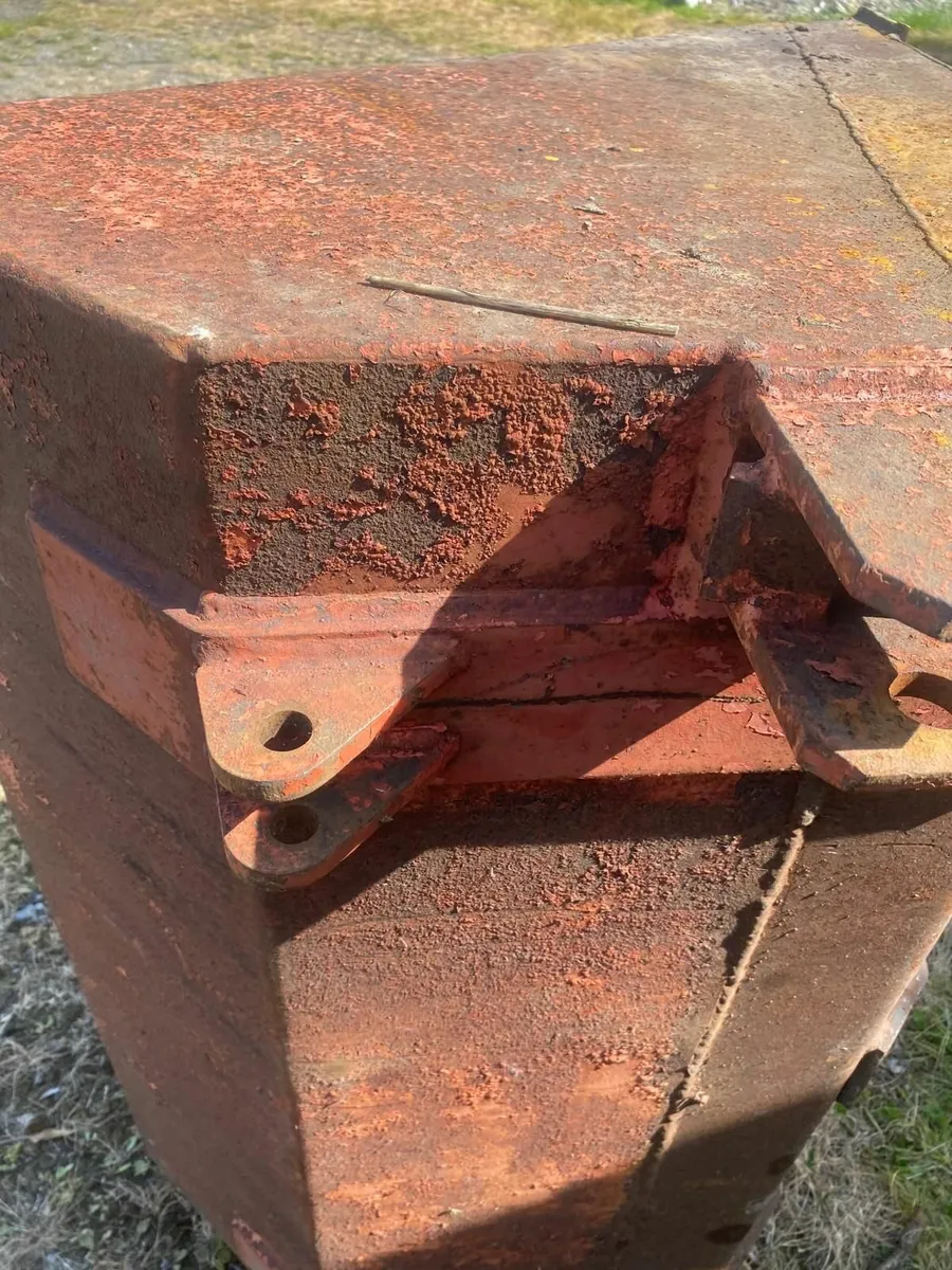 968 Loader bucket - Image 3