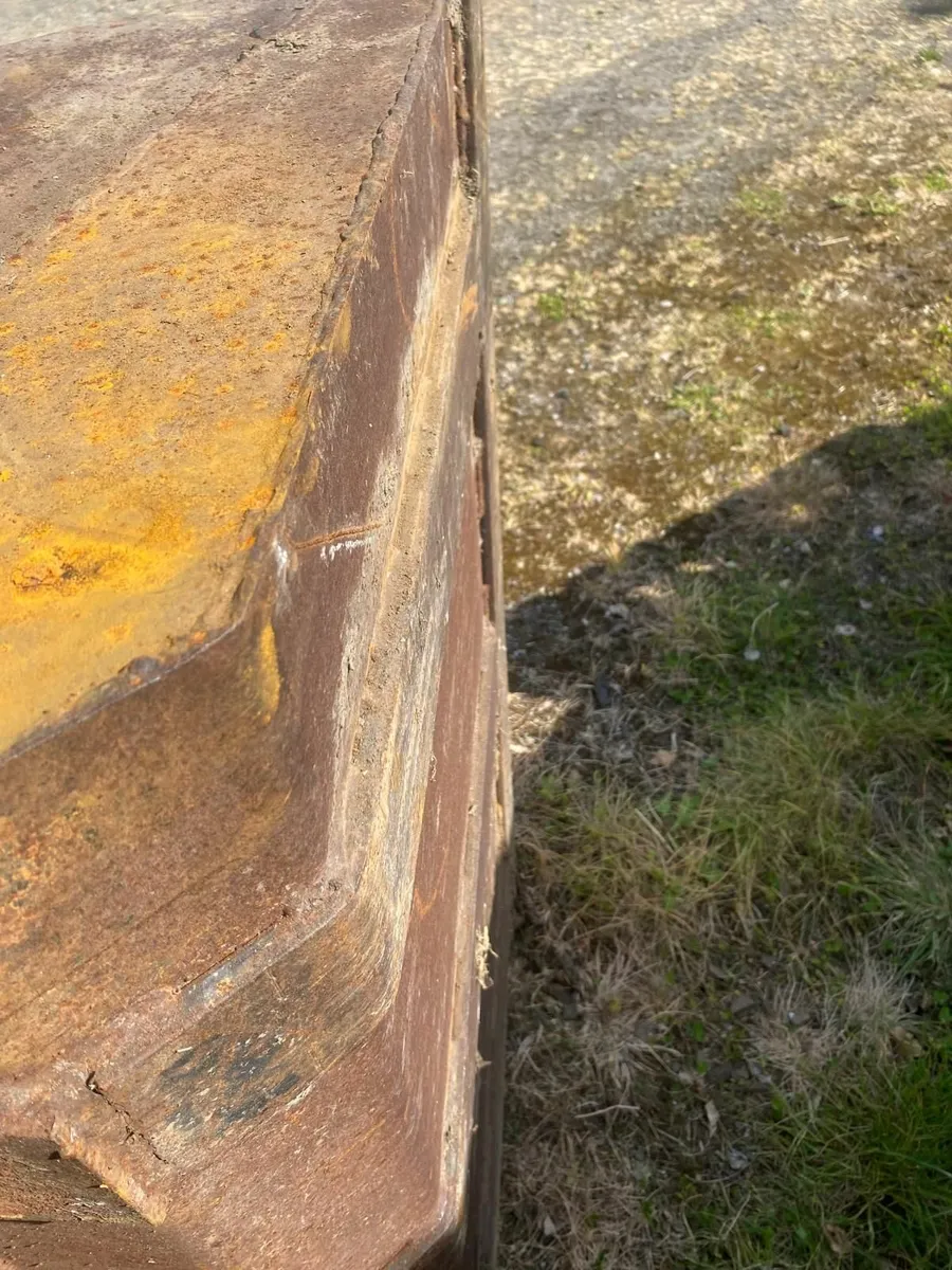 968 Loader bucket - Image 4