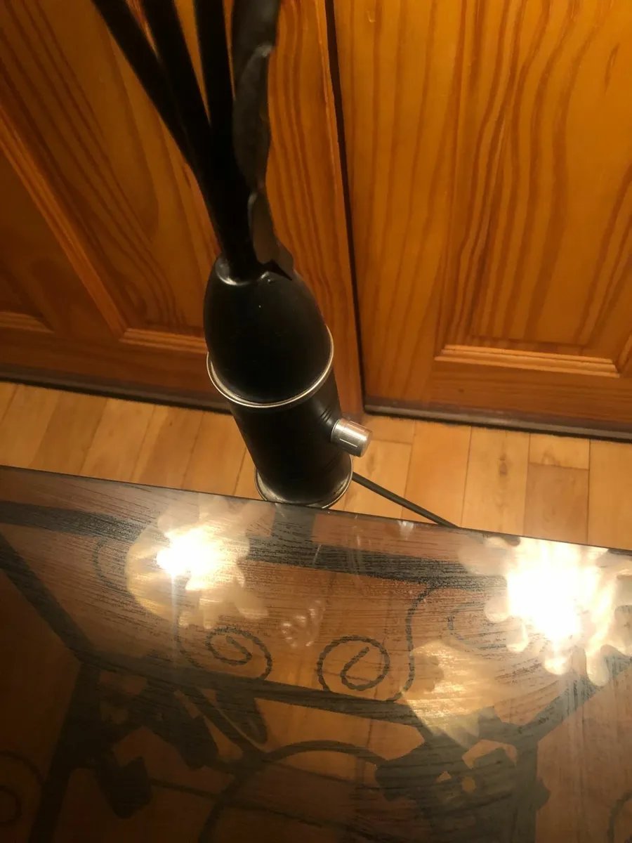 Table lamp for sale in Buncrana - Image 3