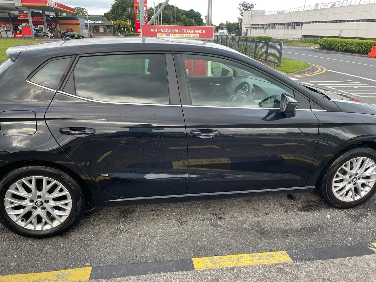 2018 Seat Ibiza - Image 2