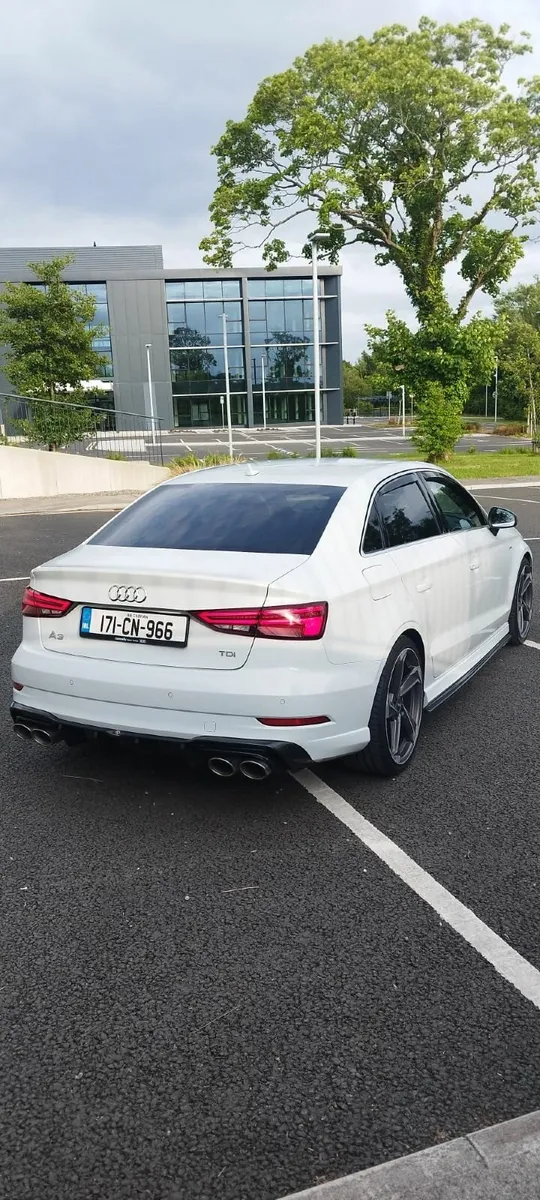 Audi A3 2017 - Image 2