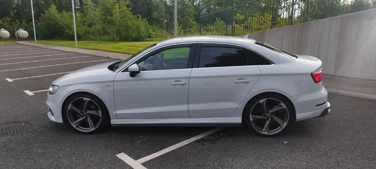 Audi A3 2017 - Image 4