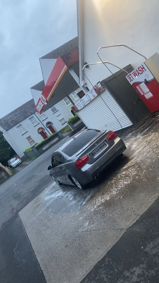 BMW e90 316d - Image 3