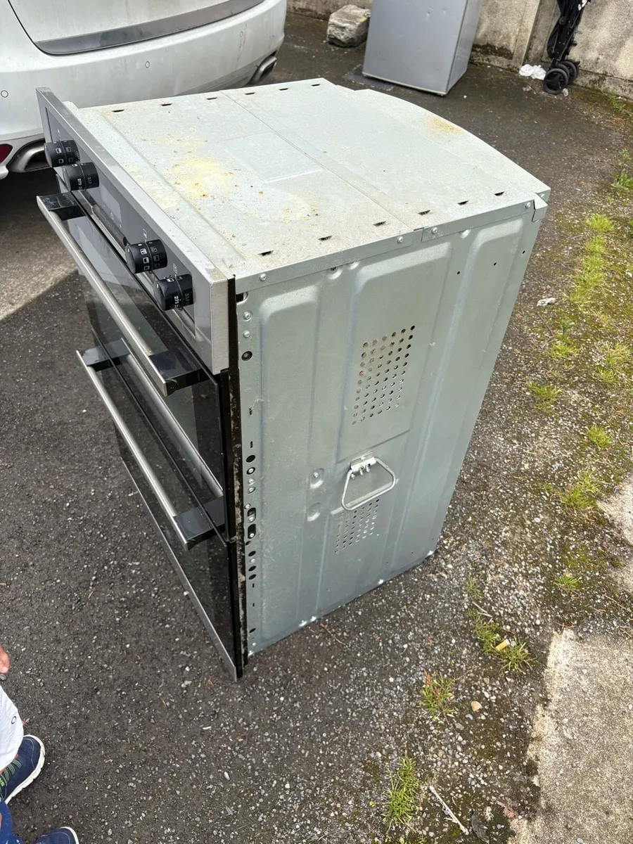 Cooker and hob - Image 4