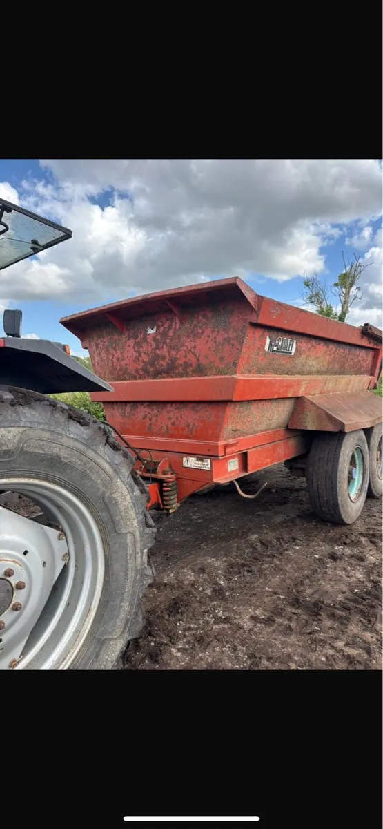 McCauley dump trailer - Image 1