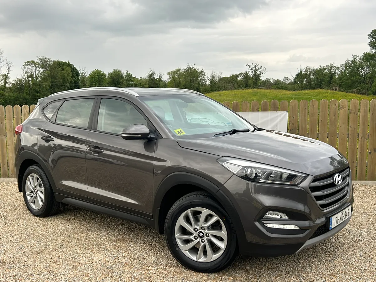 2017 Hyundai Tucson Executive - Image 1
