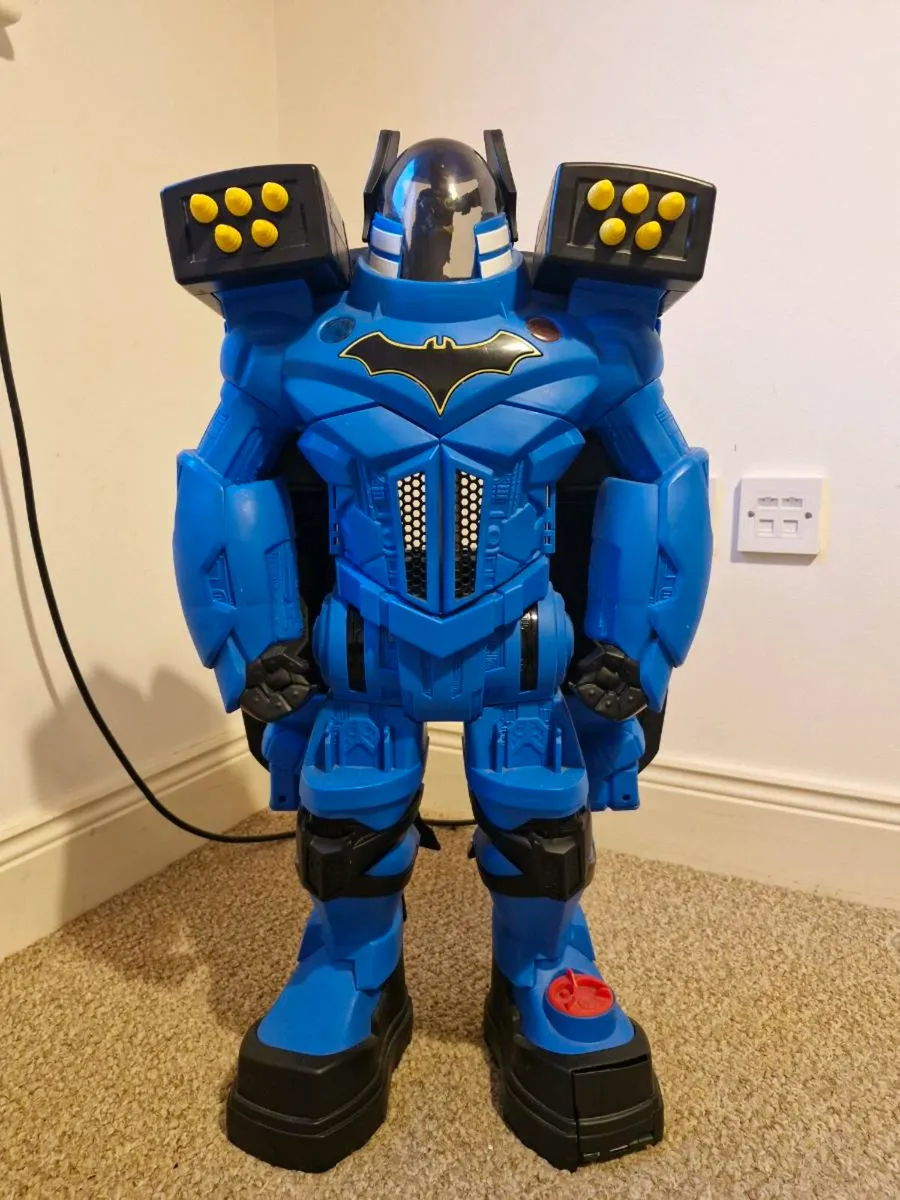 Imaginext Giant Batbot - Image 2