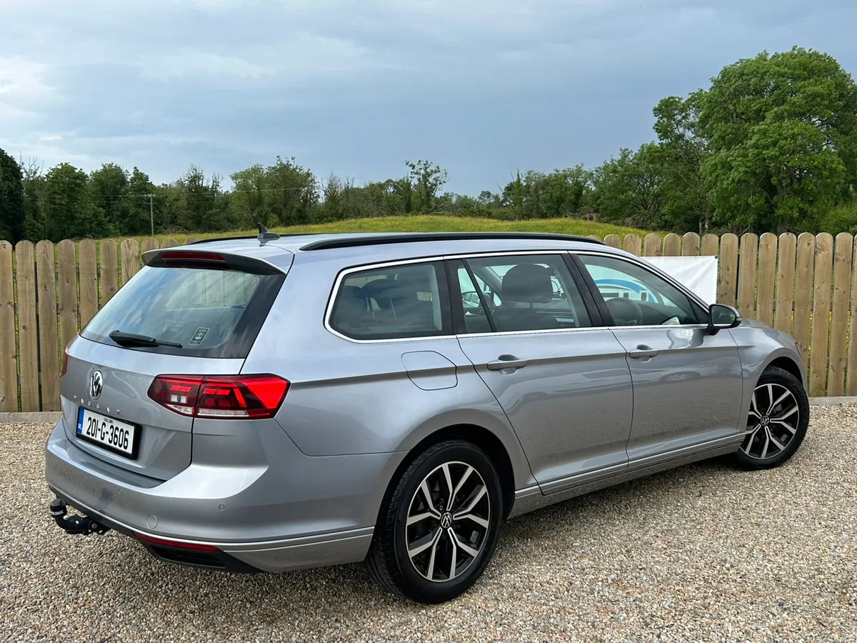2020 Volkswagen Passat Automatic - Image 2