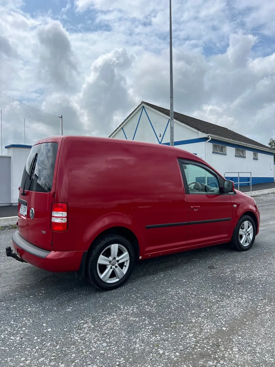Volkswagen Caddy - Image 4