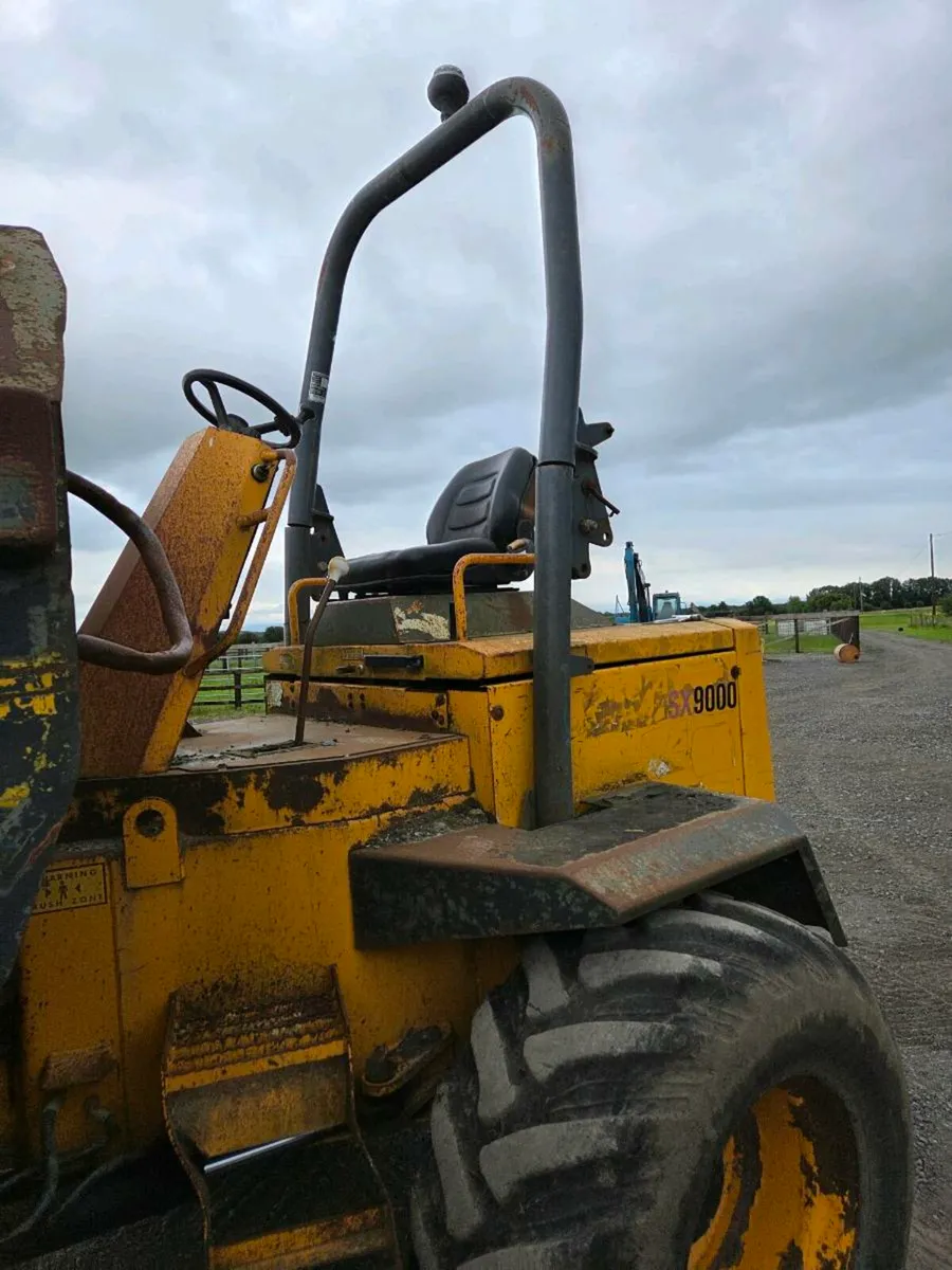 9 ton dumper - Image 2
